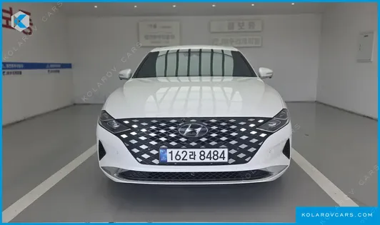 HYUNDAI GRANDEUR LE BLANC