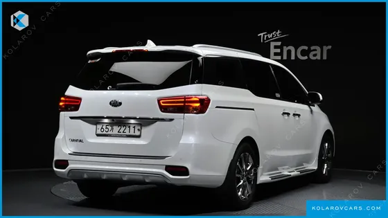 KIA CARNIVAL 9-SEATER NOBLESSE SPECIAL