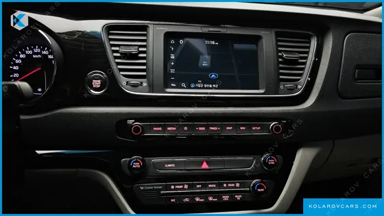 KIA CARNIVAL 9-SEATER NOBLESSE SPECIAL