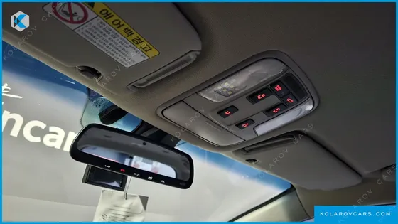 KIA CARNIVAL 9-SEATER NOBLESSE SPECIAL