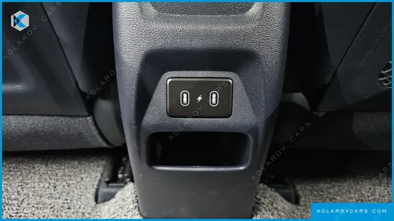 HYUNDAI VENUE 1,6 PREMIUM