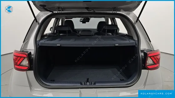 HYUNDAI VENUE 1,6 PREMIUM