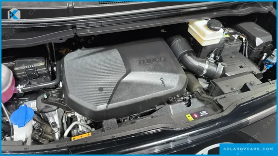 HYUNDAI STARIA TOURER 11-SEATER