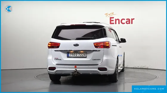 KIA CARNIVAL 9-SEATER NOBLESSE SPECIAL