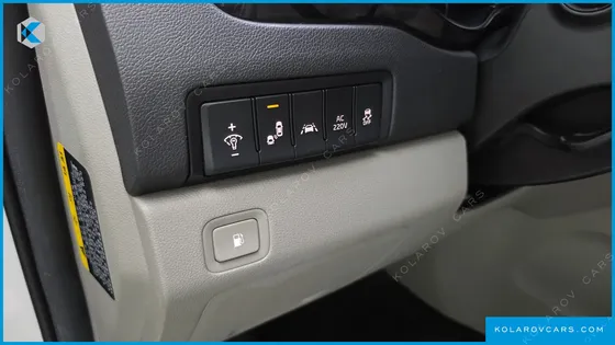 KIA CARNIVAL 9-SEATER NOBLESSE SPECIAL
