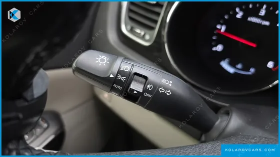 KIA CARNIVAL 9-SEATER NOBLESSE SPECIAL