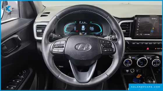 HYUNDAI VENUE 1.6 FLUX