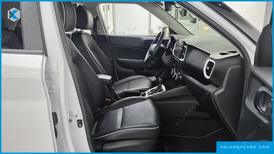 HYUNDAI VENUE 1.6 FLUX