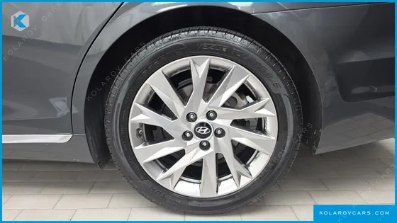 HYUNDAI GRANDEUR CALLIGRAPHY