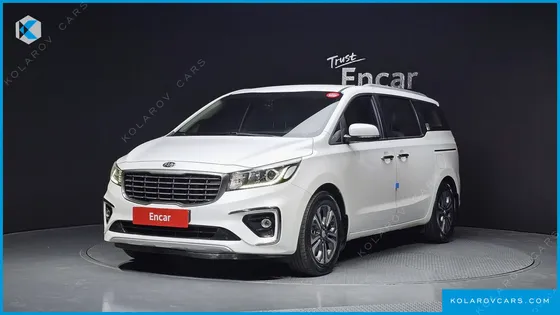 KIA CARNIVAL 9-SEATER LUXURY