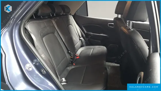 HYUNDAI VENUE 1,6 PREMIUM