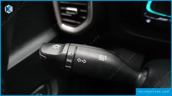 HYUNDAI VENUE 1,6 PREMIUM
