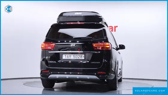 KIA CARNIVAL GASOLINE 7-SEATER LIMOUSINE