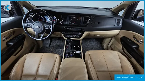 KIA CARNIVAL GASOLINE 7-SEATER LIMOUSINE