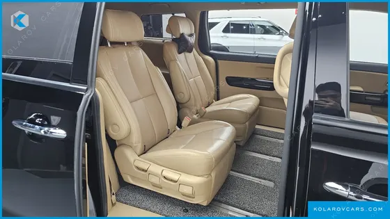 KIA CARNIVAL GASOLINE 7-SEATER LIMOUSINE
