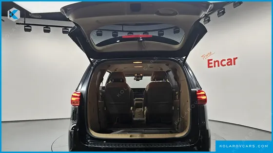 KIA CARNIVAL GASOLINE 7-SEATER LIMOUSINE
