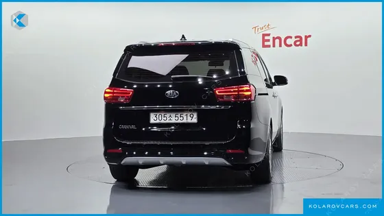 KIA CARNIVAL 9-SEATER PRSTIGE