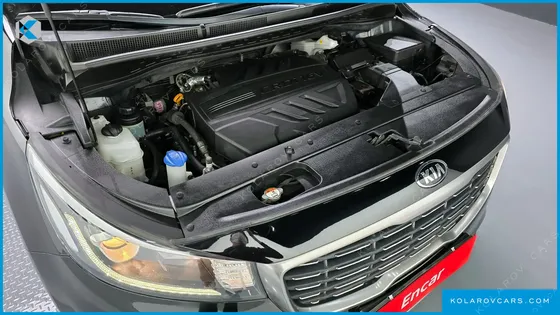 KIA CARNIVAL 9-SEATER PRSTIGE