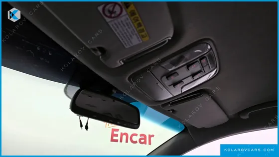 KIA CARNIVAL 9-SEATER PRSTIGE