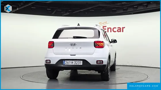 HYUNDAI VENUE 1.6 FLUX
