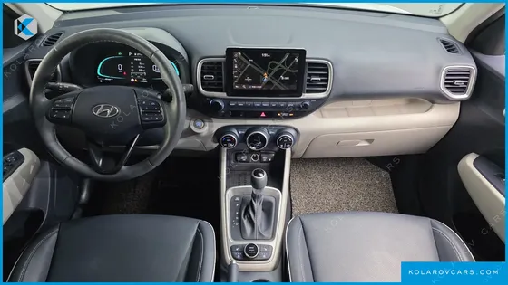 HYUNDAI VENUE 1.6 FLUX