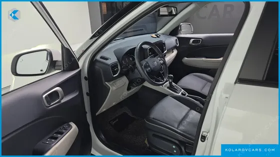 HYUNDAI VENUE 1.6 FLUX