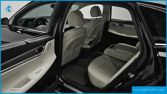 HYUNDAI GRANDEUR LE BLANC