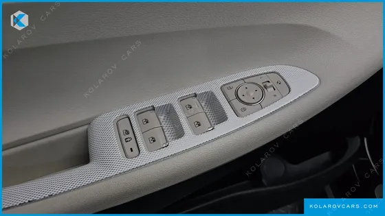 HYUNDAI GRANDEUR LE BLANC