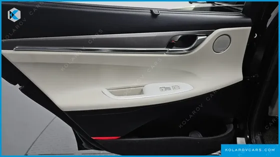 HYUNDAI GRANDEUR LE BLANC