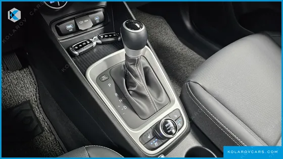 HYUNDAI VENUE 1,6 PREMIUM