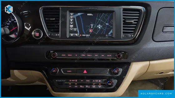 KIA CARNIVAL 9-SEATER PRSTIGE