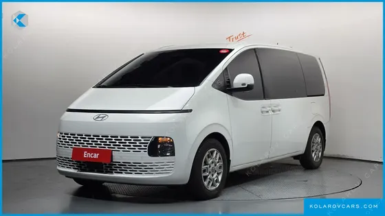 HYUNDAI STARIA TOURER 9-SEATER