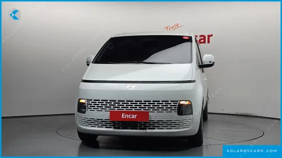 HYUNDAI STARIA TOURER 9-SEATER