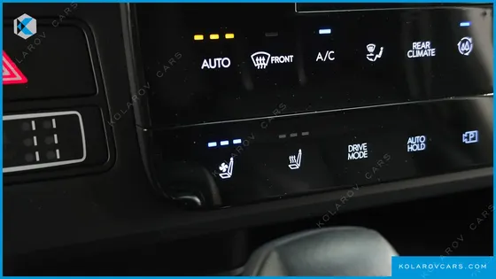 HYUNDAI STARIA TOURER 9-SEATER