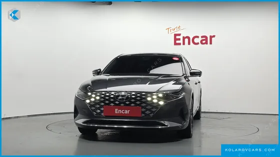 HYUNDAI GRANDEUR LE BLANC