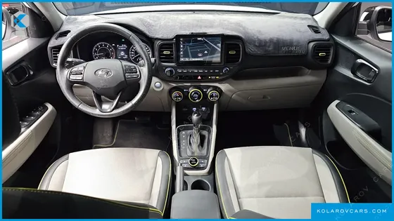 HYUNDAI VENUE 1.6 FLUX