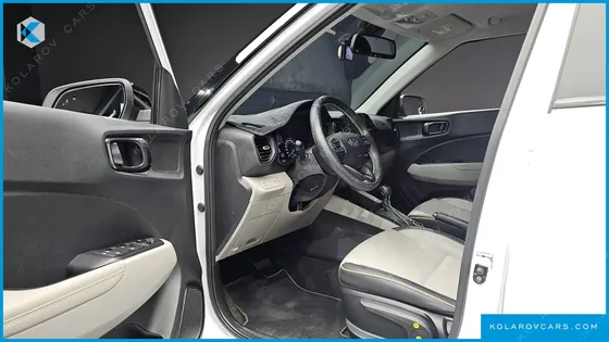 HYUNDAI VENUE 1.6 FLUX
