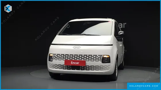 HYUNDAI STARIA CARGO 5-SEATER