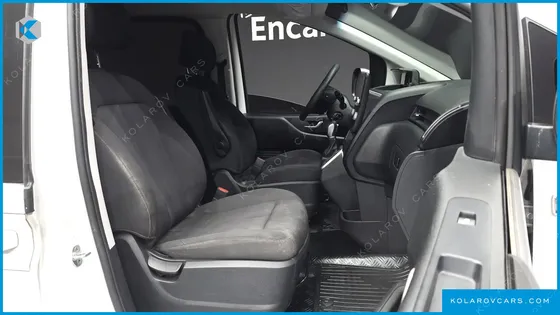 HYUNDAI STARIA CARGO 5-SEATER