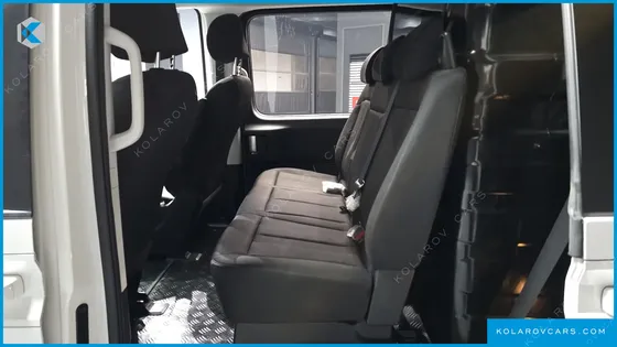 HYUNDAI STARIA CARGO 5-SEATER