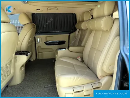 KIA CARNIVAL GASOLINE 9-SEATER HI-LIMOUSINE