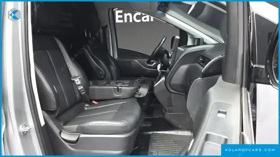HYUNDAI STARIA L3.5 CARGO 3-SEATER