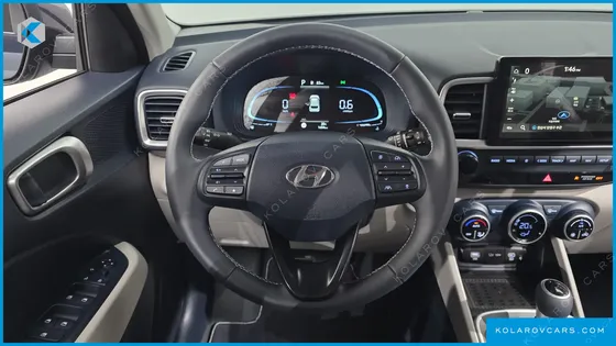 HYUNDAI VENUE 1.6 FLUX