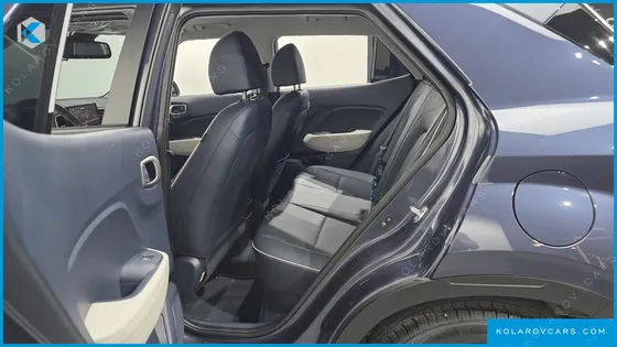 HYUNDAI VENUE 1.6 FLUX