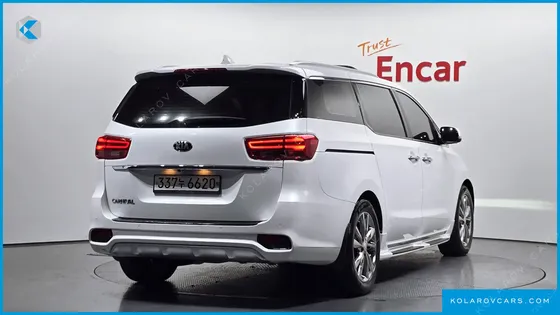 KIA CARNIVAL GASOLINE 9-SEATER NOBLESSE SPECIAL