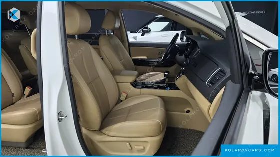 KIA CARNIVAL GASOLINE 9-SEATER NOBLESSE SPECIAL