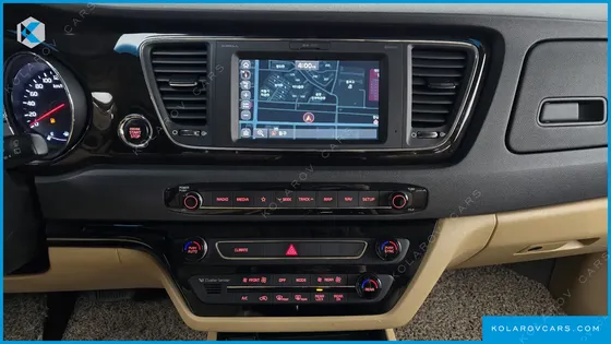 KIA CARNIVAL GASOLINE 9-SEATER NOBLESSE SPECIAL