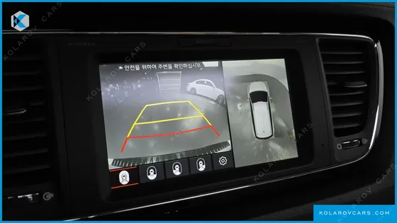KIA CARNIVAL GASOLINE 9-SEATER NOBLESSE SPECIAL
