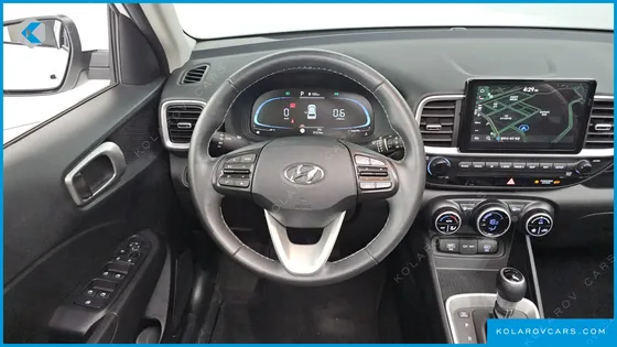 HYUNDAI VENUE 1,6 PREMIUM