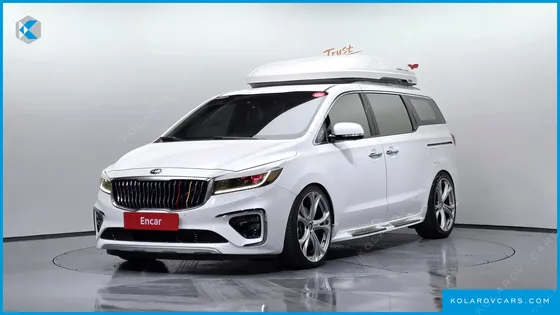 KIA CARNIVAL 7-SEATER LIMOUSINE